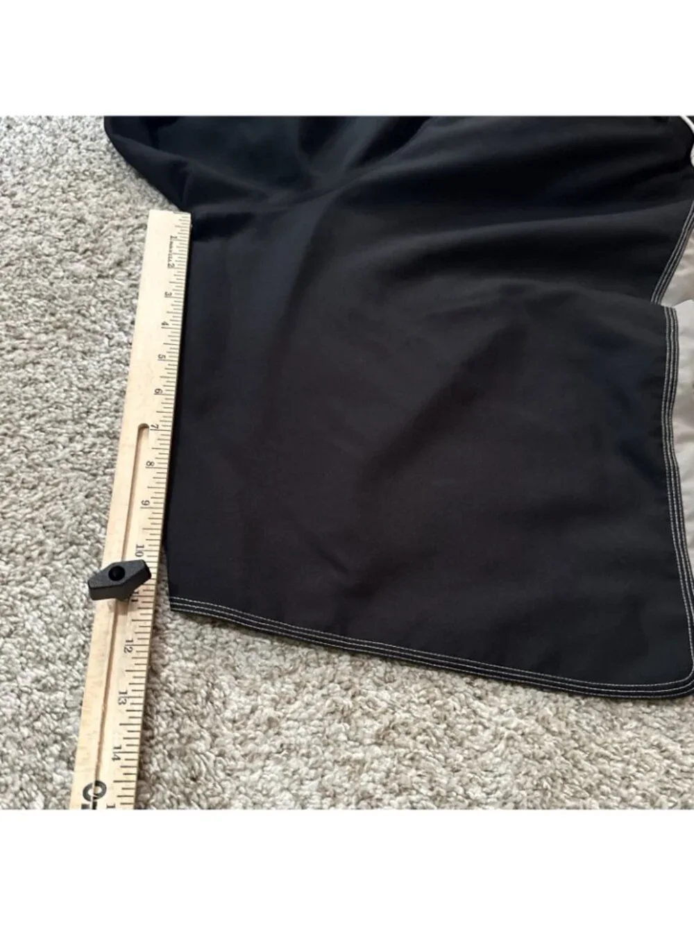 Nike Swim Trunks Board Shorts Men's Large Black Gray White Striped Lined